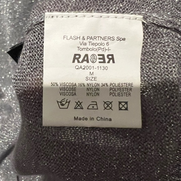 RAER silver short sleeve tunic‎ - Picture 3 of 5